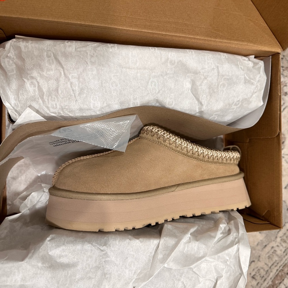 Ugg Tazz platform mustard seed